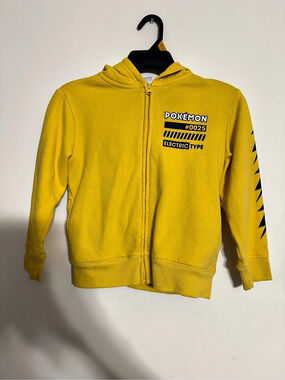Pokémon Pikachu Yellow Zip-Up Hoodie Kids Size 6/7